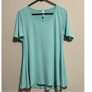 LuLaRoe Mint Green Short Sleeve Top